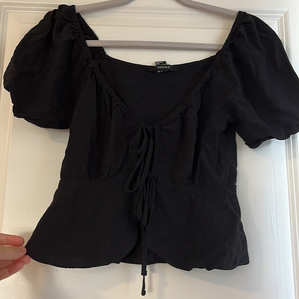 Pouf Sleeve Tie Front Black Crop Top